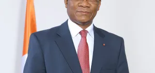 la-politique-du-gouvernement-en-matiere-de-logement-obtention-de-lacd-du-contrat-de-bail-le-ministre-bruno-kone-face-aux-internautes-ce-jeudi